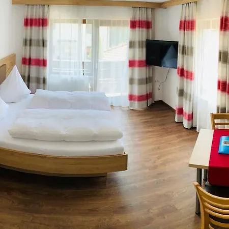 Aparthotel Apartmenthaus Florian 3*