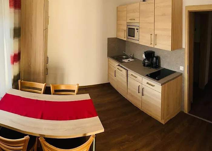 Apart Otel Apartmenthaus Florian 3*